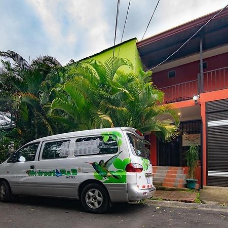 Melrost Airport Bed & Breakfast Alajuela Exterior photo